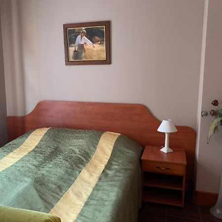 Apartamenty Classic レバル エクステリア 写真