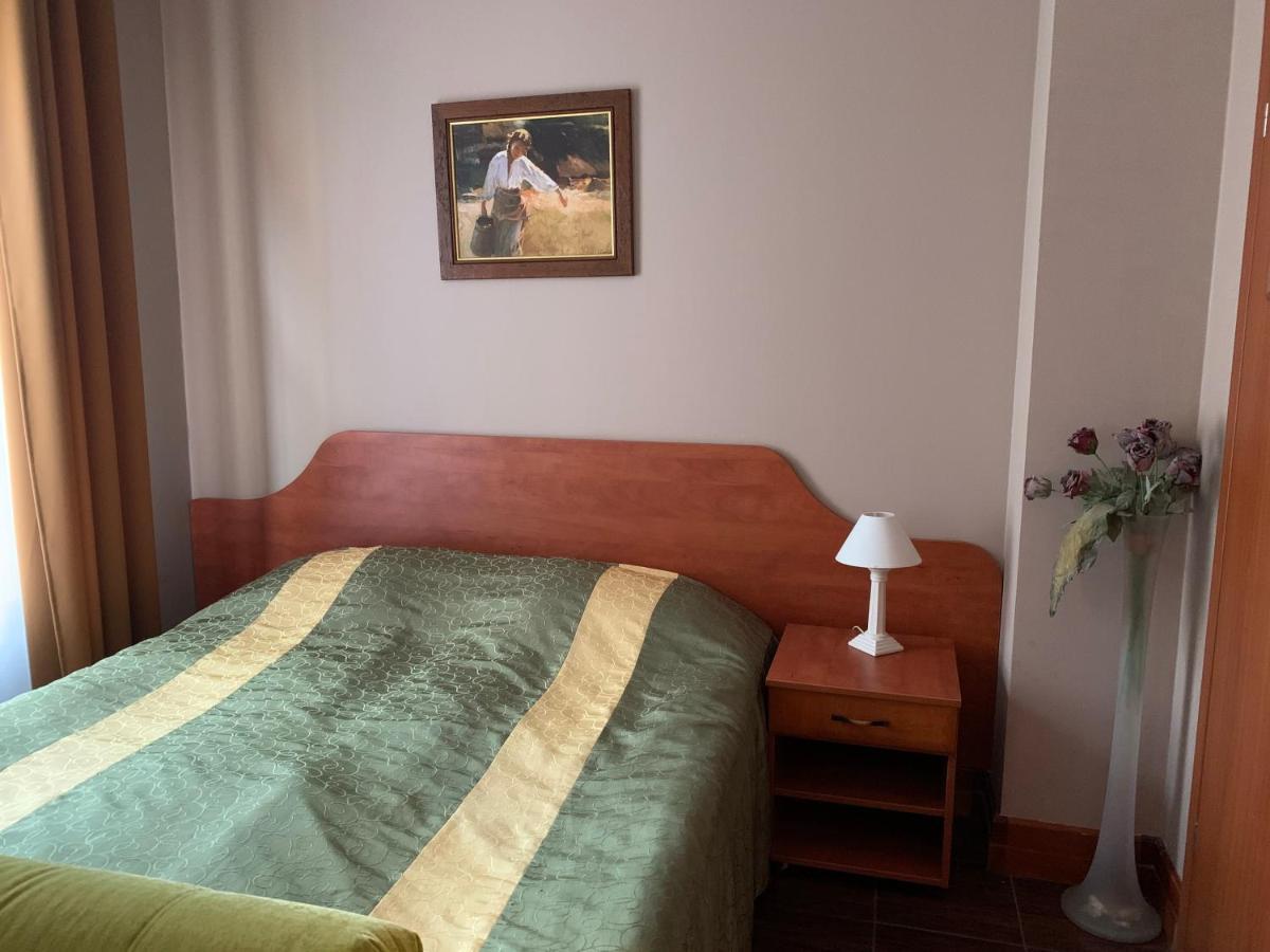 Apartamenty Classic レバル エクステリア 写真