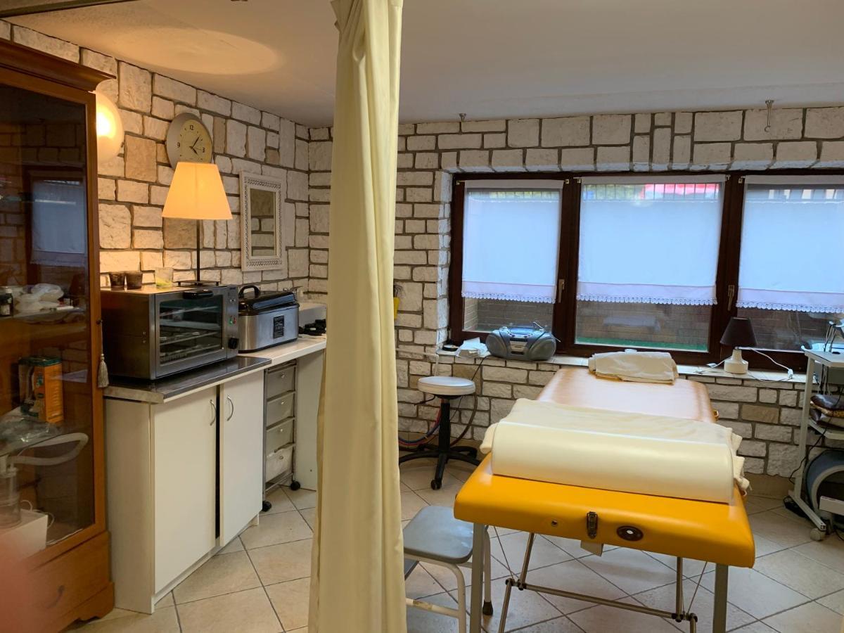 Apartamenty Classic レバル エクステリア 写真