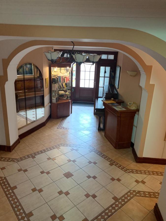 Apartamenty Classic レバル エクステリア 写真